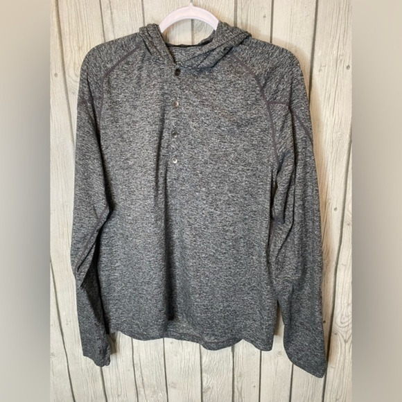 QOR‎  Hooded Pullover Micro Polyester Long Sleeve Thumb Holes 1/2 Button Medium. - Picture 1 of 5